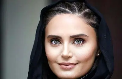 حمله مجری «پاورقی» به الناز شاکردوست پس از خبر خداحافظی‌اش