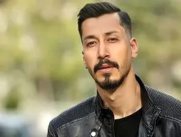 بهرام افشاری: از بی پولی خون می‌دادم تا زنده بمانم/ ویدئو