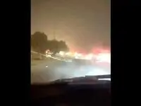  سقوط یک پل عابرپیاده در نجف در اثر طوفان شدید