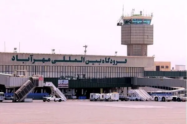 فرودگاه امام (ره) و مهرآباد باز شد 