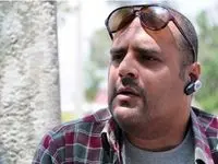 هومن برق‌نورد با «آن‌ها دروغ می‌گویند» به صحنه می‌آید