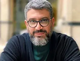 رضا رشیدپور در چالش سفر اروپایی شرکت کرد