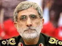 تصاویر حضور سردار قاآنی در مراسم استقبال از پیکر سردار نیلفروشان