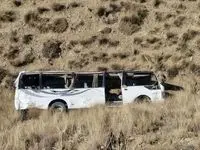 سقوط مینی بوس به دره