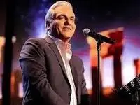 غوغایِ رقص آذری مهران مدیری در صحنه کنسرت