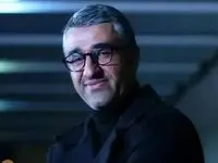 وکیل پژمان جمشیدی: نهایتاً می توانند اتهام «رابطه نامشروع» وارد کنند نه «تجاوز» که آن هم تبرئه می شود/ ارتباط نامشروع لزوماً یک ارتباط بدنی نیست و حتی می تواند پیامک را هم شامل شود/ این سومین خروج پژمان جمشیدی از کشور در جریان پرونده است