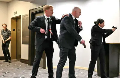  تصاویر دوربین مداربسته از لحظه حمله به مراسم خبرنگاران کاخ سفید