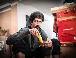 سفر در زمان؛ «بهتاش» در اتاق گریم سریال پایتخت 7
