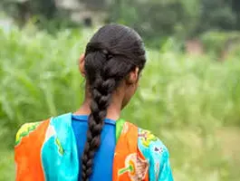 تجاوز پدر ۵۰ ساله به دختر ناشنوایش و باردار شدن او