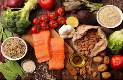 مواد غذایی که استرس را بیشتر می‌کنند