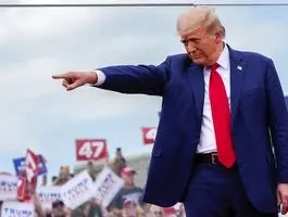 ترامپ‌ پس از تهدید ایران رقصید!