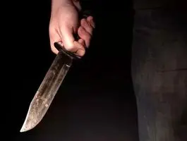 گروگان گرفتن اپراتور فروگاه با چاقو و تهدید به کشتن/ ویدئو