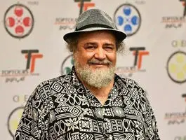 شوخی شریفی‌نیا در حضور پزشکیان: چطور گذاشتند سوار شاه شوی؟!